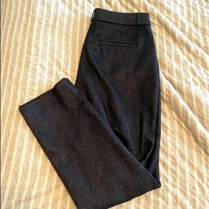 Size 6 curvy Banana republic pants- back metallic